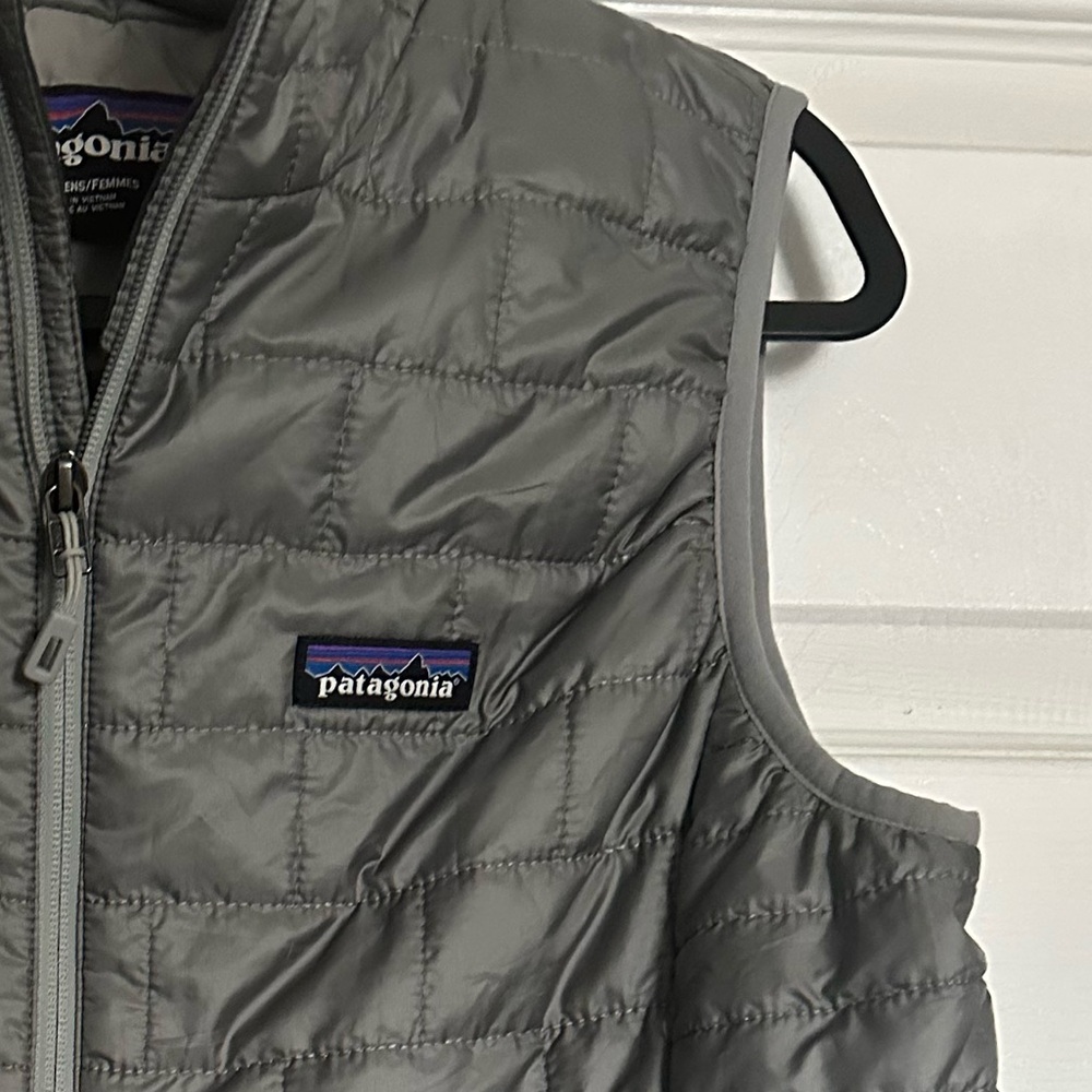 Patagonia Women's Nano Puffer Vest Sz L Feather Grey